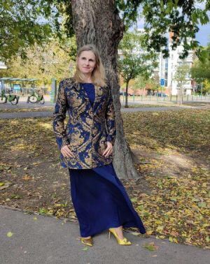 Kék ruha blézerrel