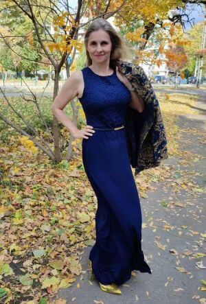 Kék ruha az ünnepekre