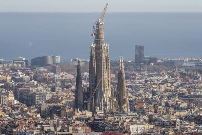 Mi köze a Loctite ragasztónak a Sagrada Familia tornyához?